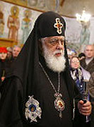 Католикос-Патриарх всея Грузии Илия II призвал власти и оппозицию не прибегать к насилию